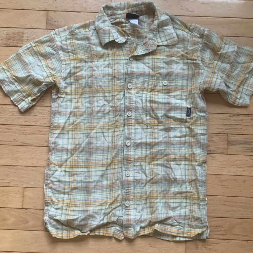Patagonia plaid Breezy shirt, Mens Small, 100% organic cotton.
